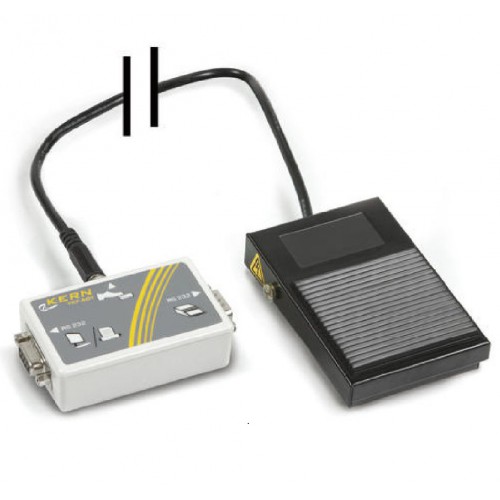 YKF-01 Tasto a pedale, ideale laddove l‘applicazione richiede entrambe le mani libere. Funzione TARE o PRINT controllabile, necessario il cavo d‘interfaccia: RS-232